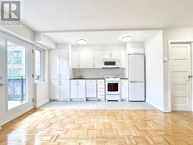 Photo - 95 Lawton Blvd Unit 203