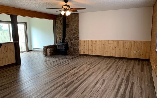 Photo - 577 E Golf Pl