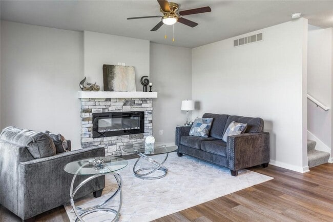 Photo - Charming 3 Bedroom Home in Urbandale!