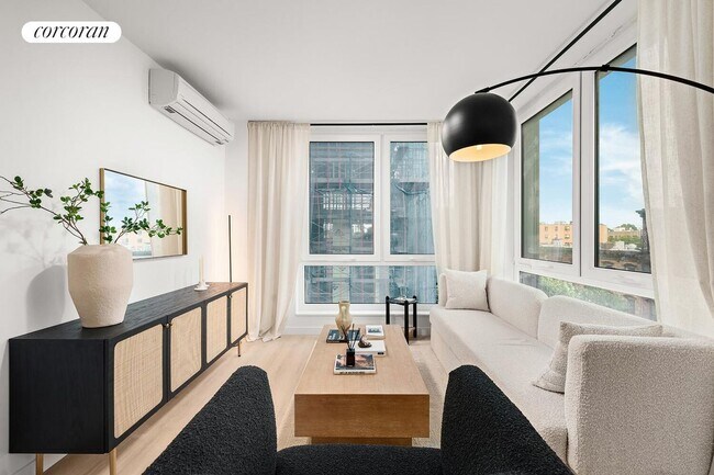 Photo - 126 Sandford St