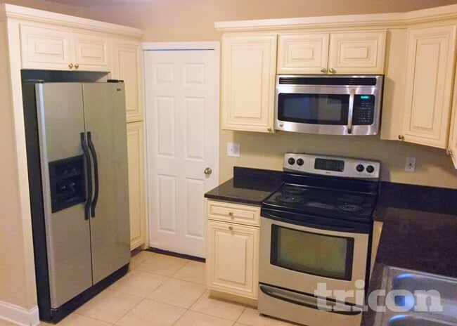 Photo - 7111 Amarillo Dr