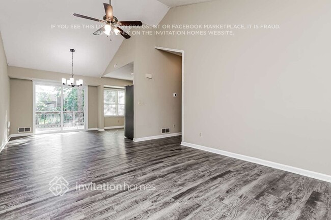 Photo - 2653 Laurel View Dr