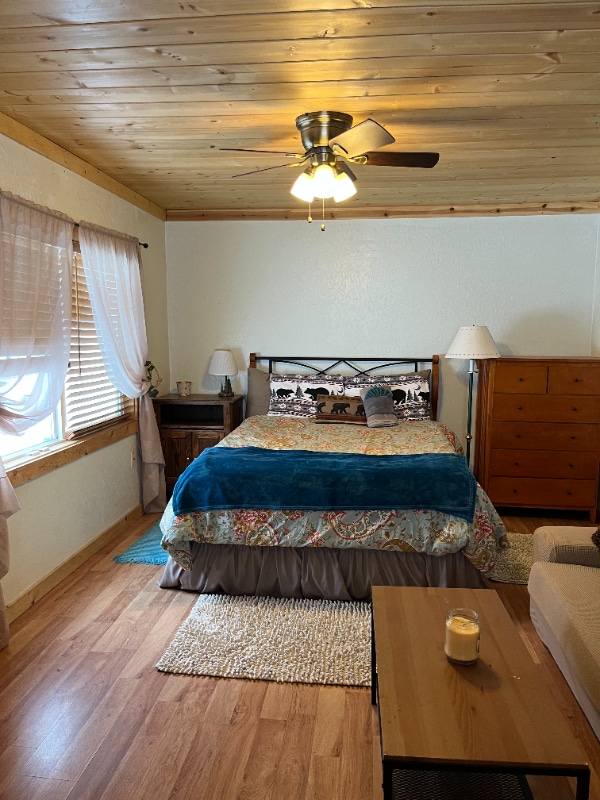 Photo - 4005 Cedar Ave Unit 4005 Cedar Ave. 3