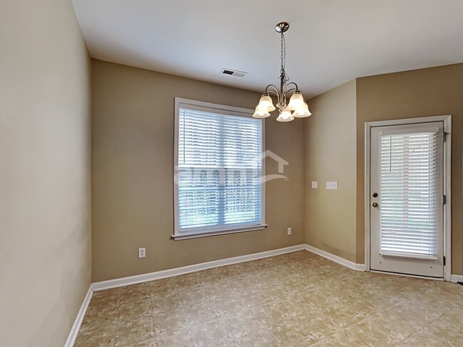 204 Marino Pl