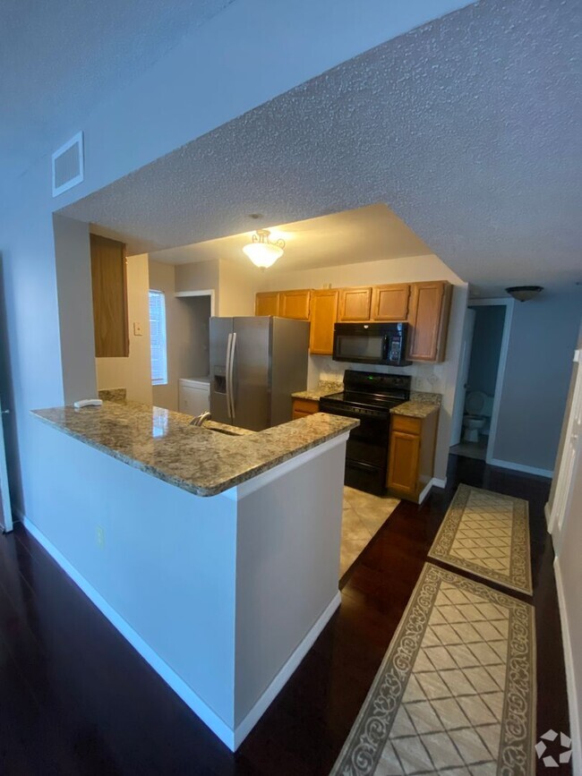 Building Photo - Gorgeous 3 bedroom Will Not Last Unit #301 Rental