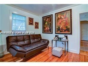 Photo - 4501 Prairie Ave