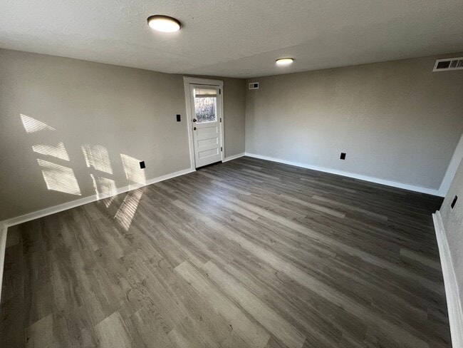 Photo - Charming 3-Bedroom Lower-Level Duplex