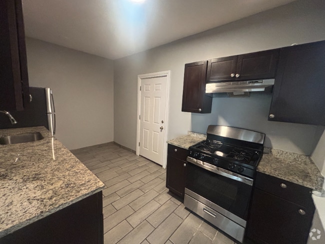 Building Photo - 6059 S Troy St Rental