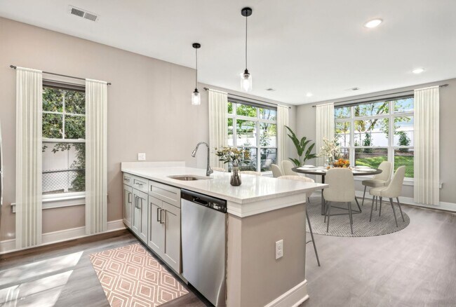 Regency @ Menlo Park Terrace