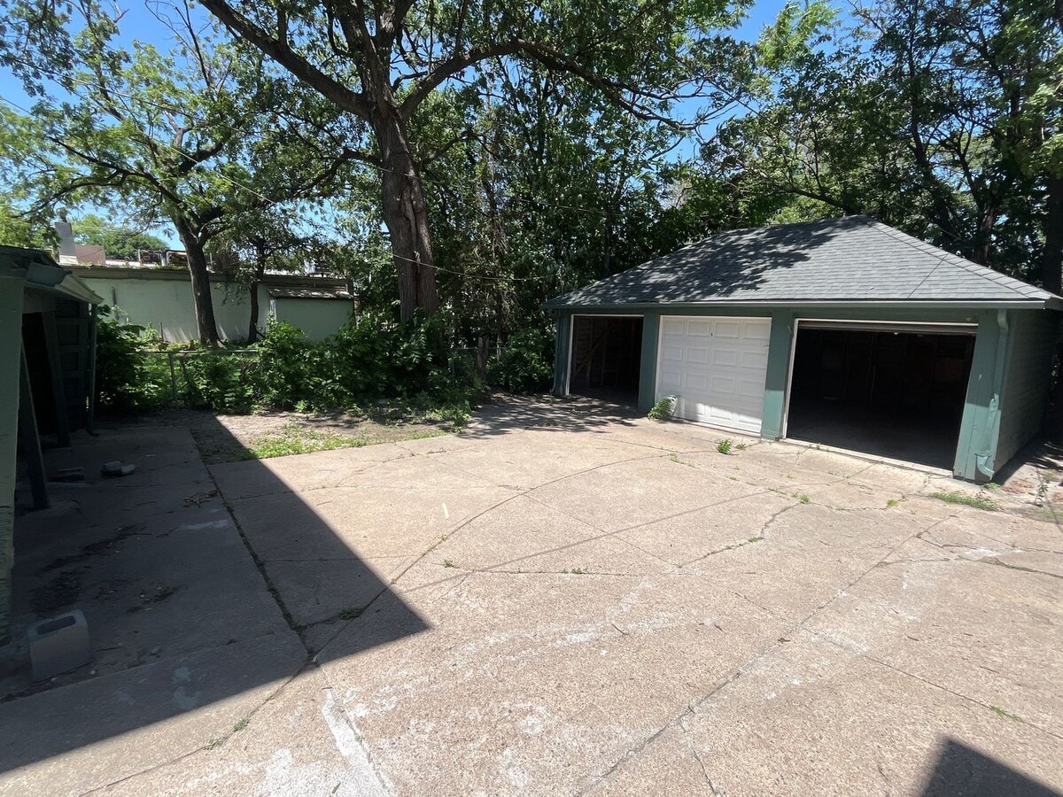 Photo - 4BR 2-bath- Midtown- Gifford Park