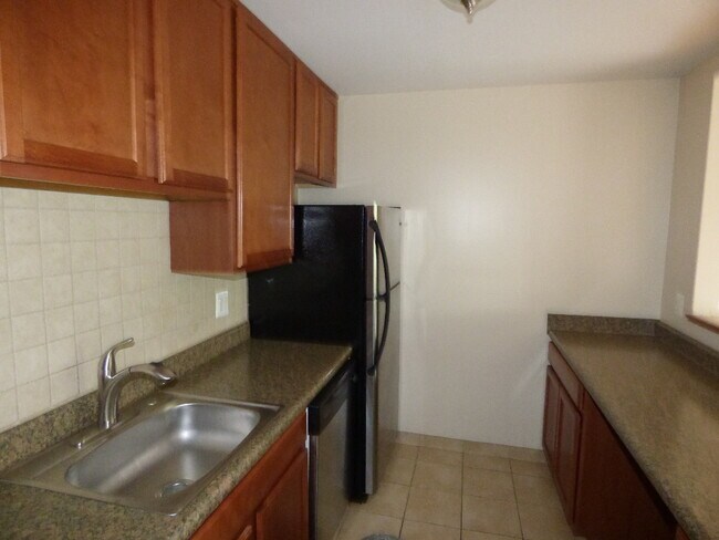 6300-9 Hil Mar Drive