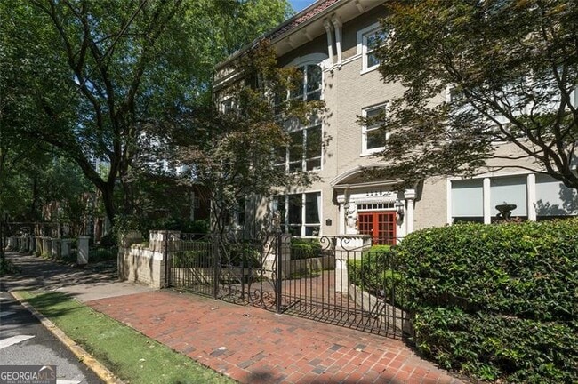 Photo - 1116 Piedmont Ave NE Condo Unit 8