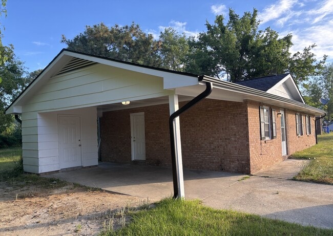 Photo - 4849 Rosehill Rd