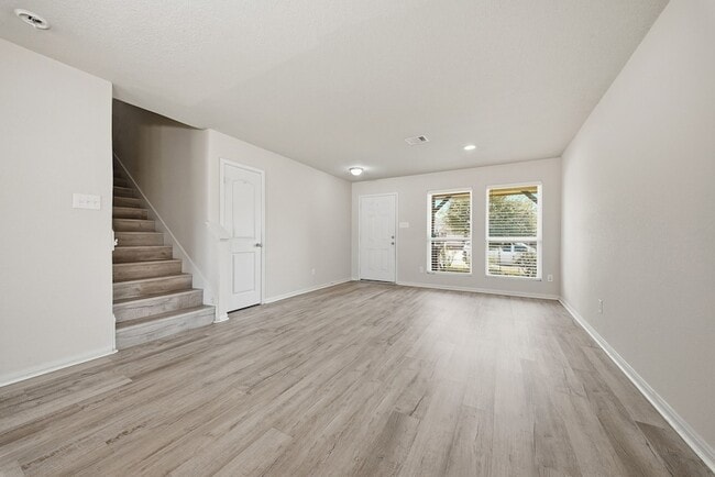 1031 Carolina Wren Cir