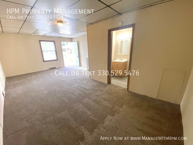 Photo - 1214 Woodward Pl NW Unidad 2