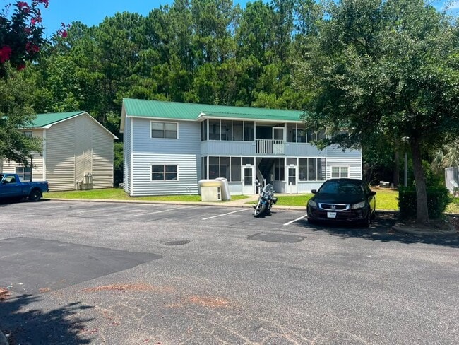 Building Photo - 1237 Shalom Dr