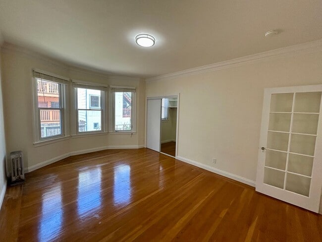 Building Photo - 1325 Mason St Unit 204