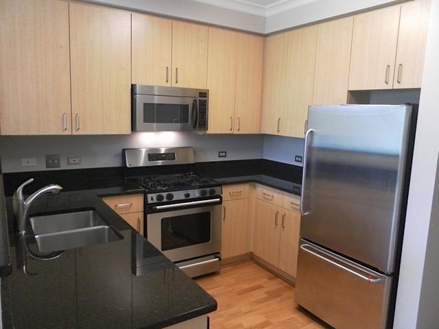 Photo - 600 N Kingsbury St