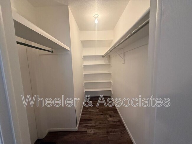 Photo - 2650 Jefferson Ave Unidad #8