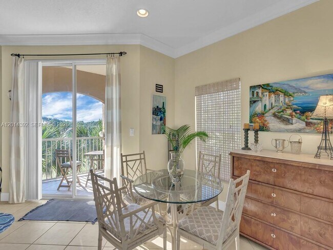 5035 Fairways Cir Unidad 305