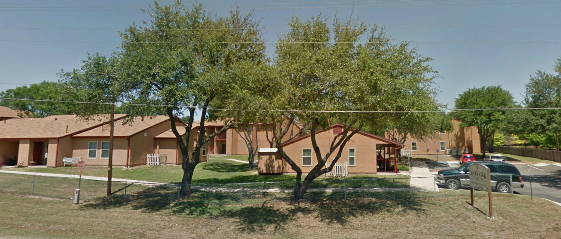 Garden Apartments - Lampasas Gardens Apartments