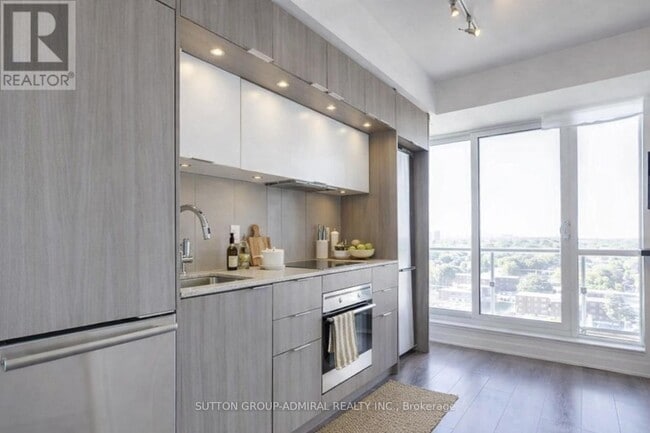 Photo - 170 Sumach St Unité 1311