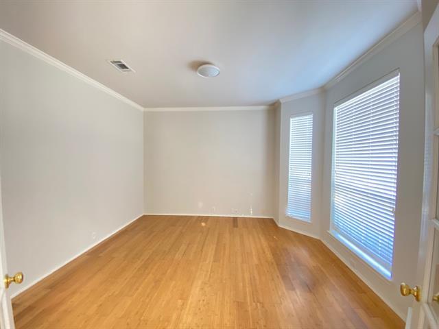 Photo - 2217 Hunters Run Dr