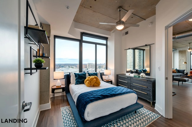 Photo - 5201 Leesburg Pike Unit 533