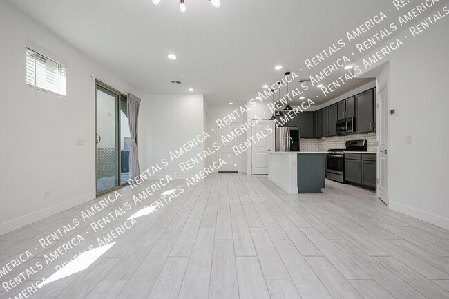 Photo - 1656 S 83rd Way