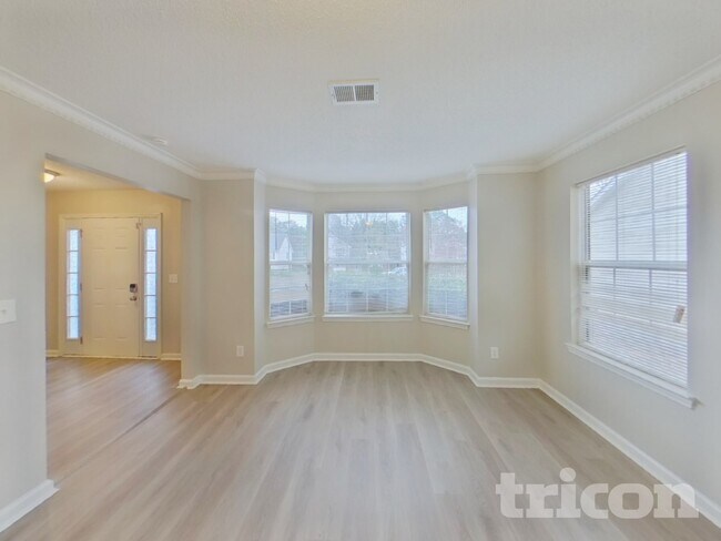 Photo - 822 Cascade Crossing