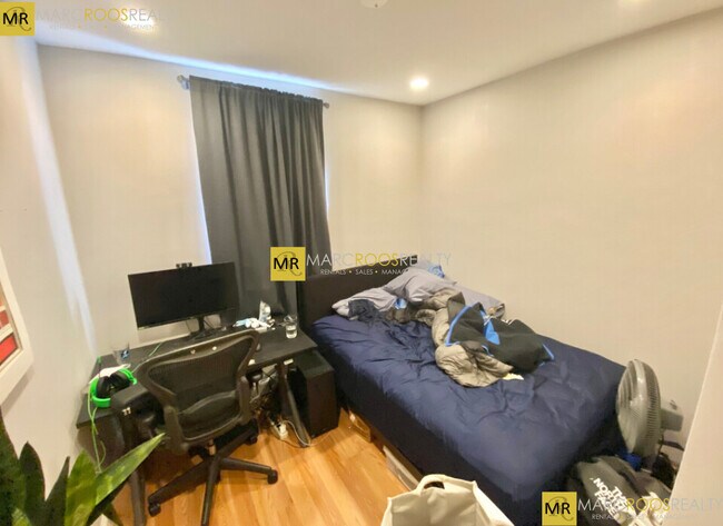 Photo - 733 Parker St Unit 1