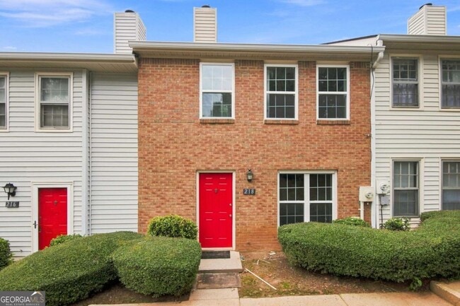 Photo - 218 Mill Creek Pl