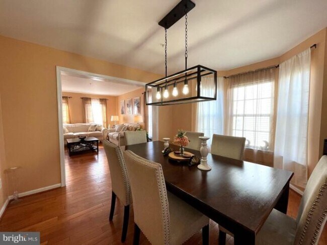 Photo - 7608 Whethersfield Pl