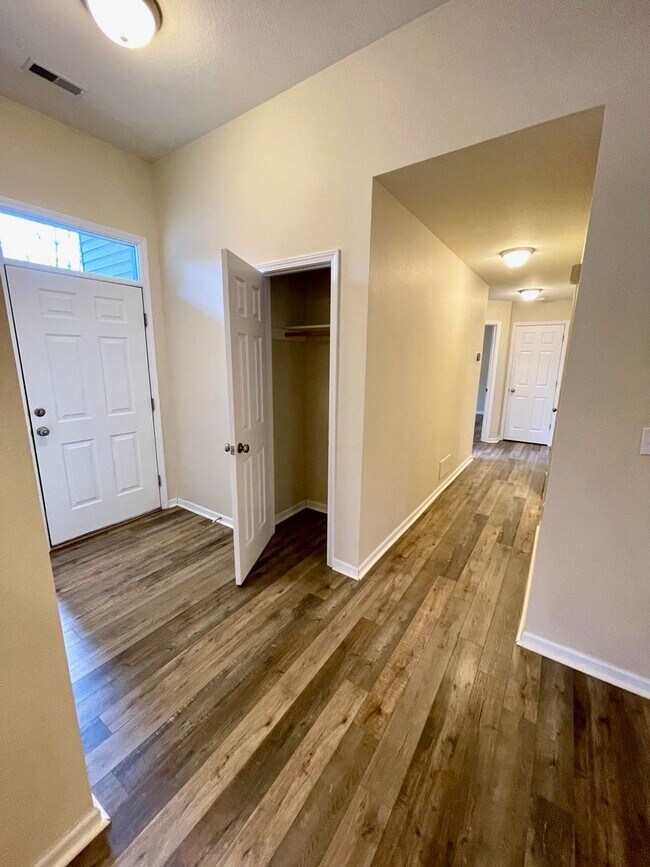 Photo - Spacious 3 Bedroom Home - Lake of the Woods Area