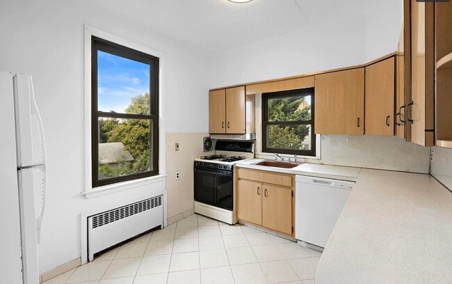 Photo - 56 Clifton Terrace Unit 2