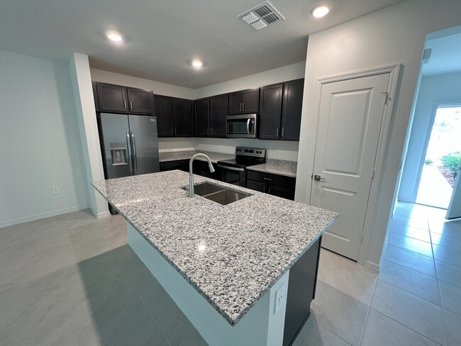 Photo - 758 Stoney Pointe Cir