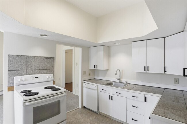 Photo - 4 Pearl St Unit 1