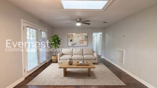 Photo - 1379 Dell Dale St