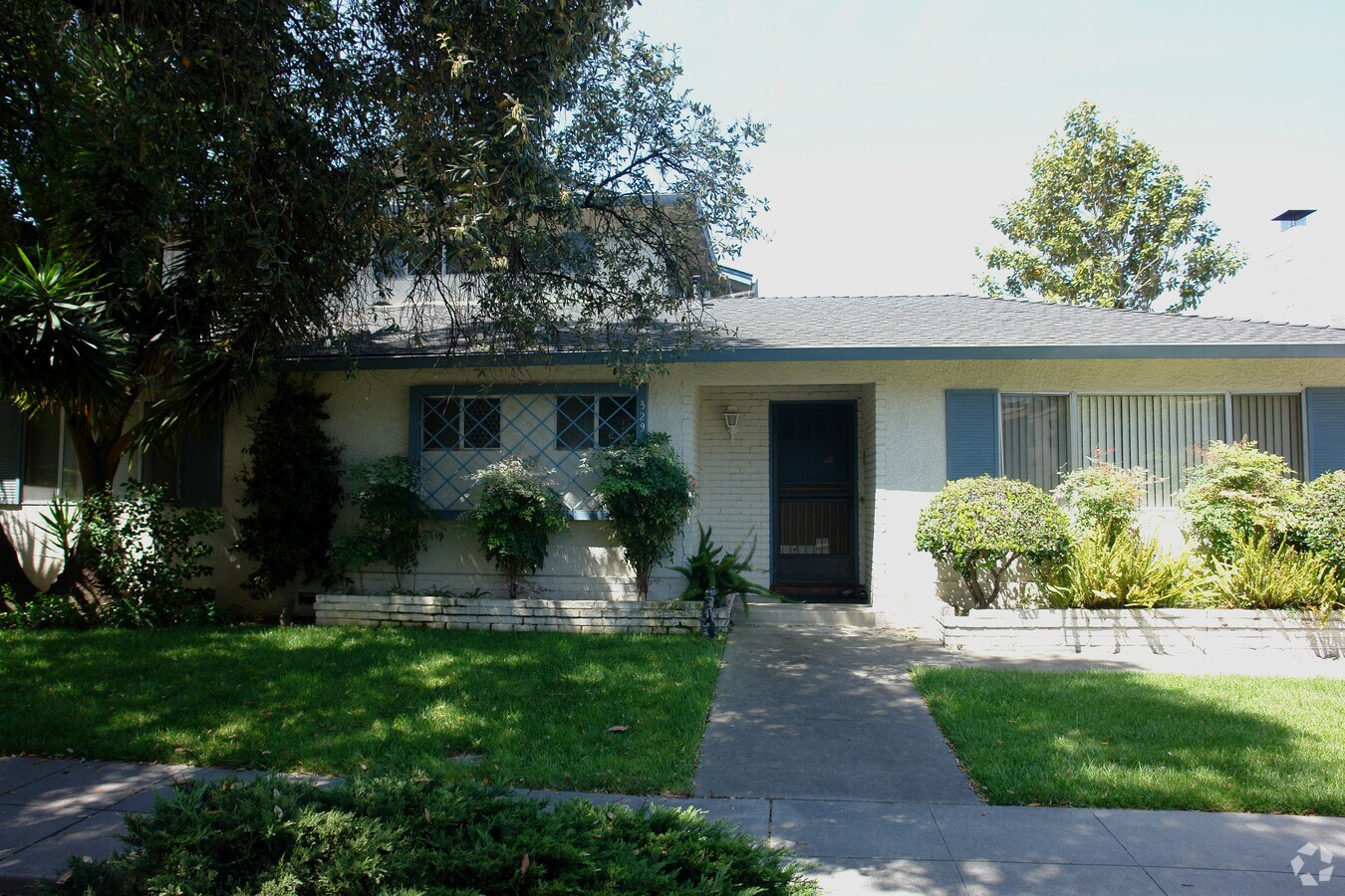 Photo - 329 Auburn Way