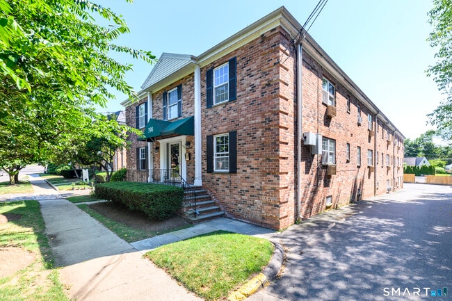Building Photo - 398 Courtland Ave Unit 11