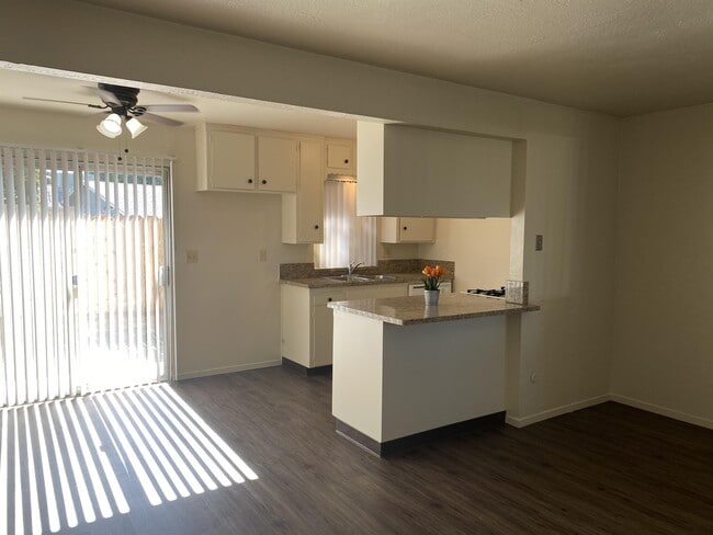 Photo - 3016 Delta Ave