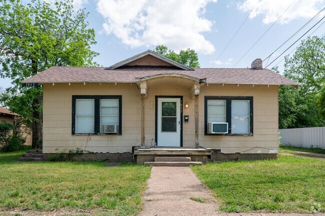 Building Photo - 1835 S 8th St Rental