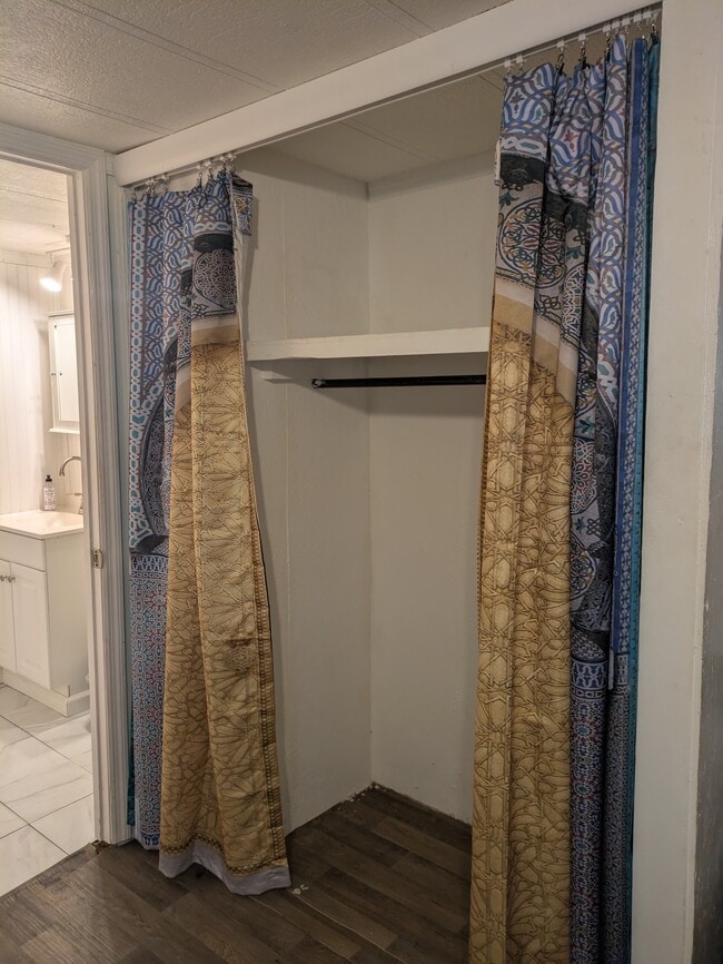 Photo - 9838 Lake Dr