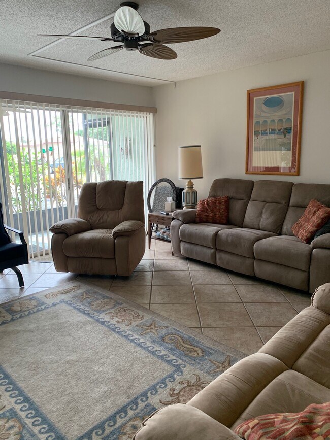 Photo - 2950 Clark Rd