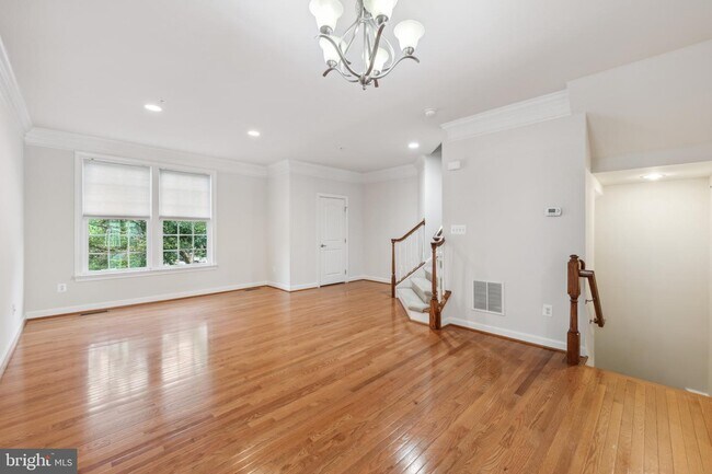 Photo - 13222 Cloppers Mill Dr