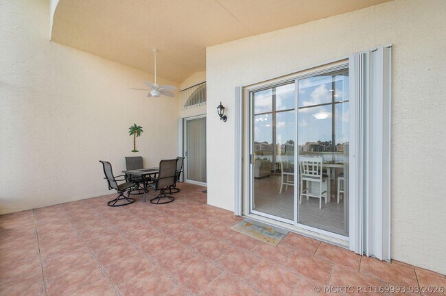 Photo - 364 Sunview Way