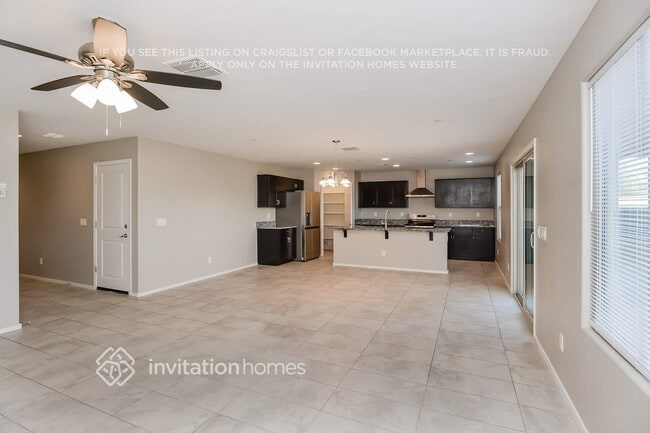 Photo - 1550 N Balboa