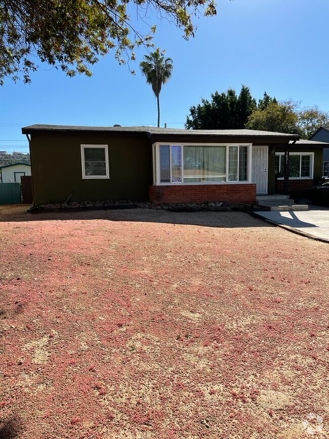 Building Photo - 3/2 Home in La Mesa