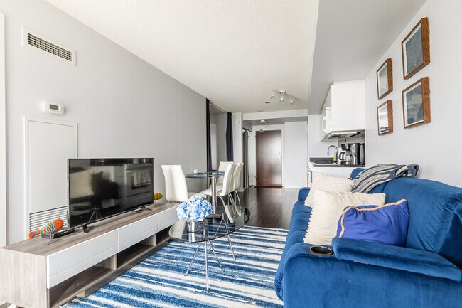 Photo - 480 Front St W Unit ID1345946P