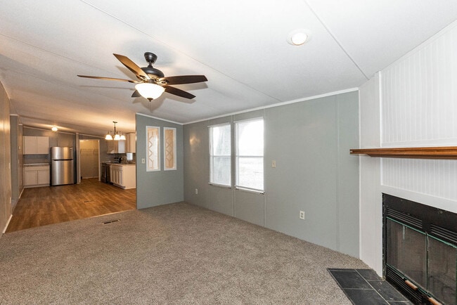 Photo - 108 Sherwood Ct